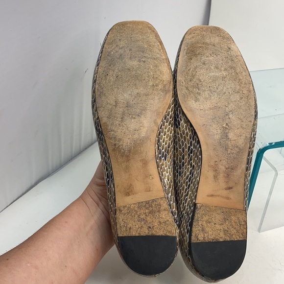 Stuart Weitzman Sz 7.5M Snakeskin Print Flats - Picture 8 of 11